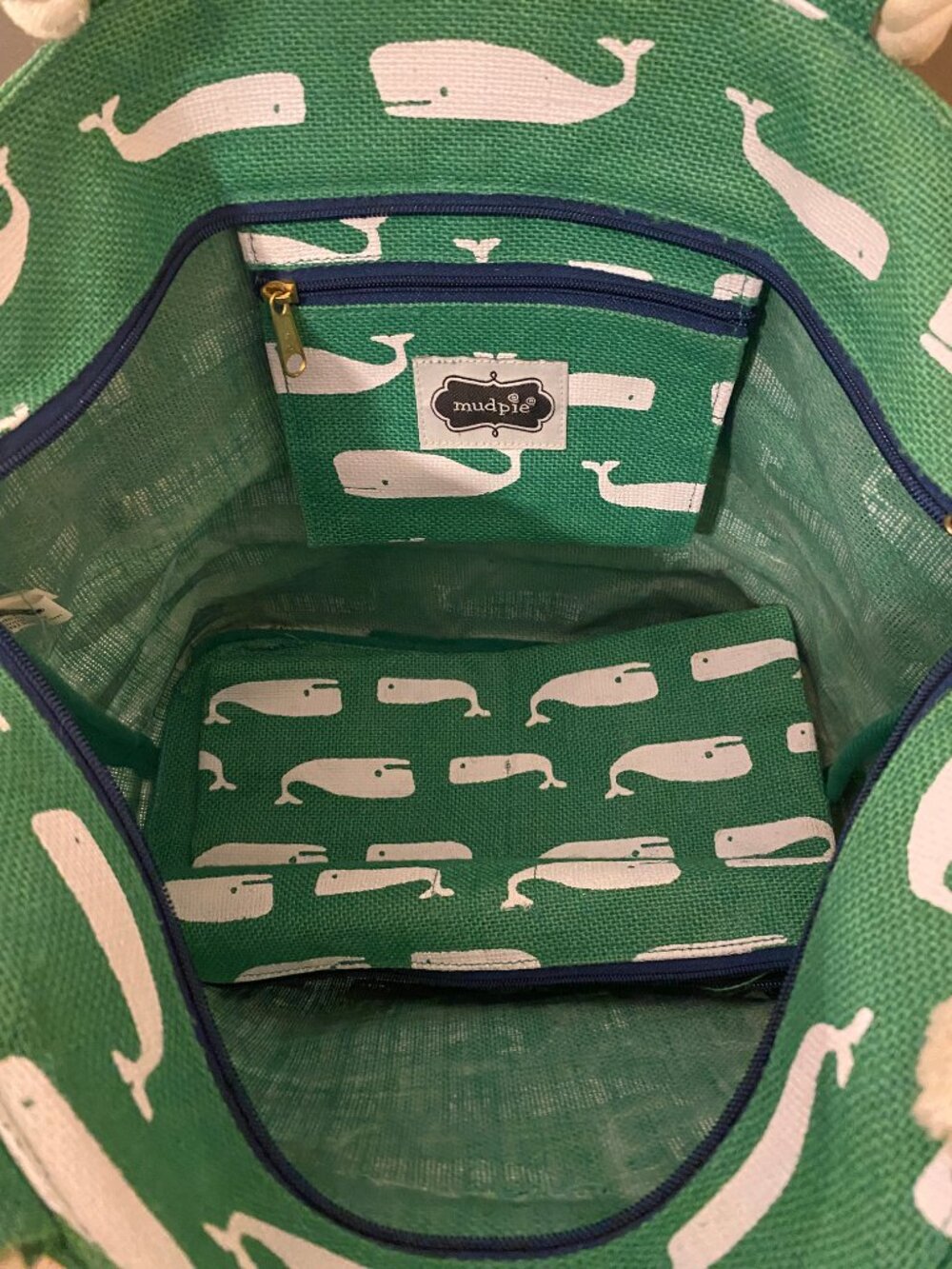 MUDPIE Green and White Whale Print Beach Tote Bag w/ Matching Pouch Rope Handles